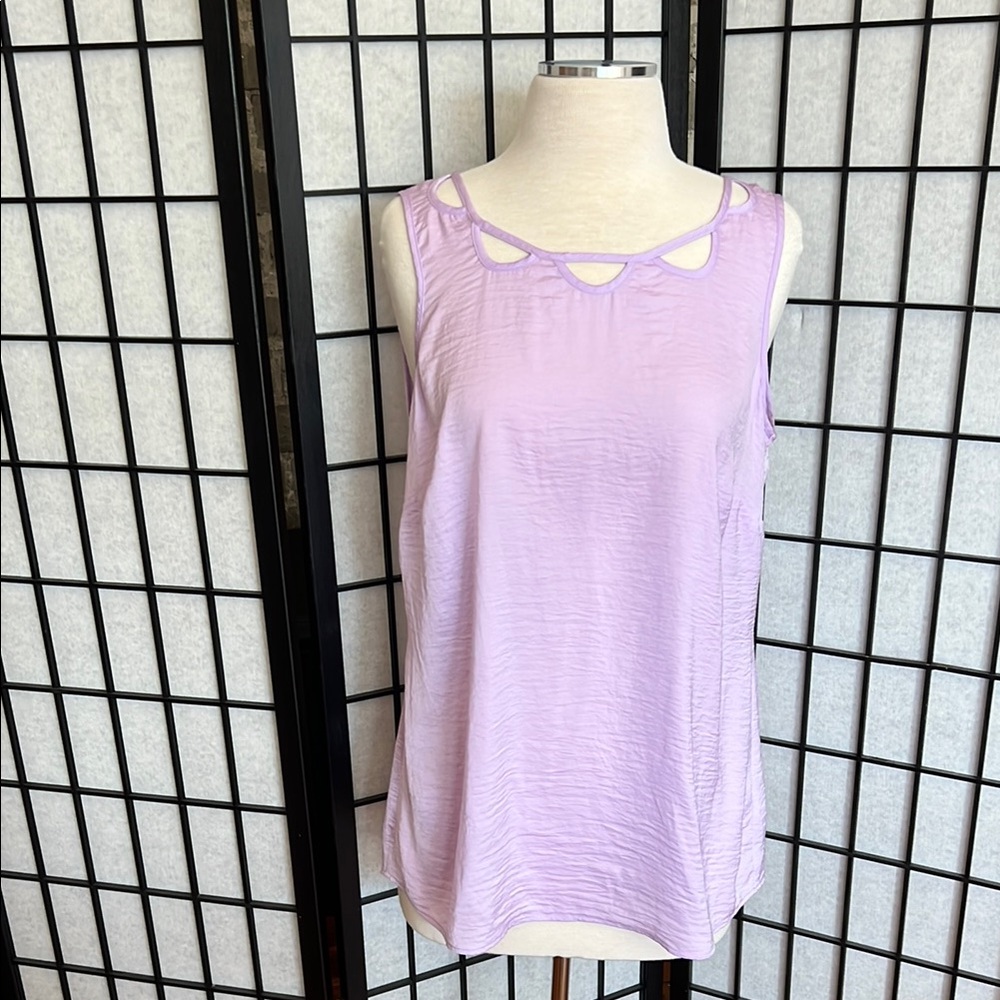 Cabi The Maverick 5909 Aster Cutout Keyhole Back Tank Style Top NWT Size Medium